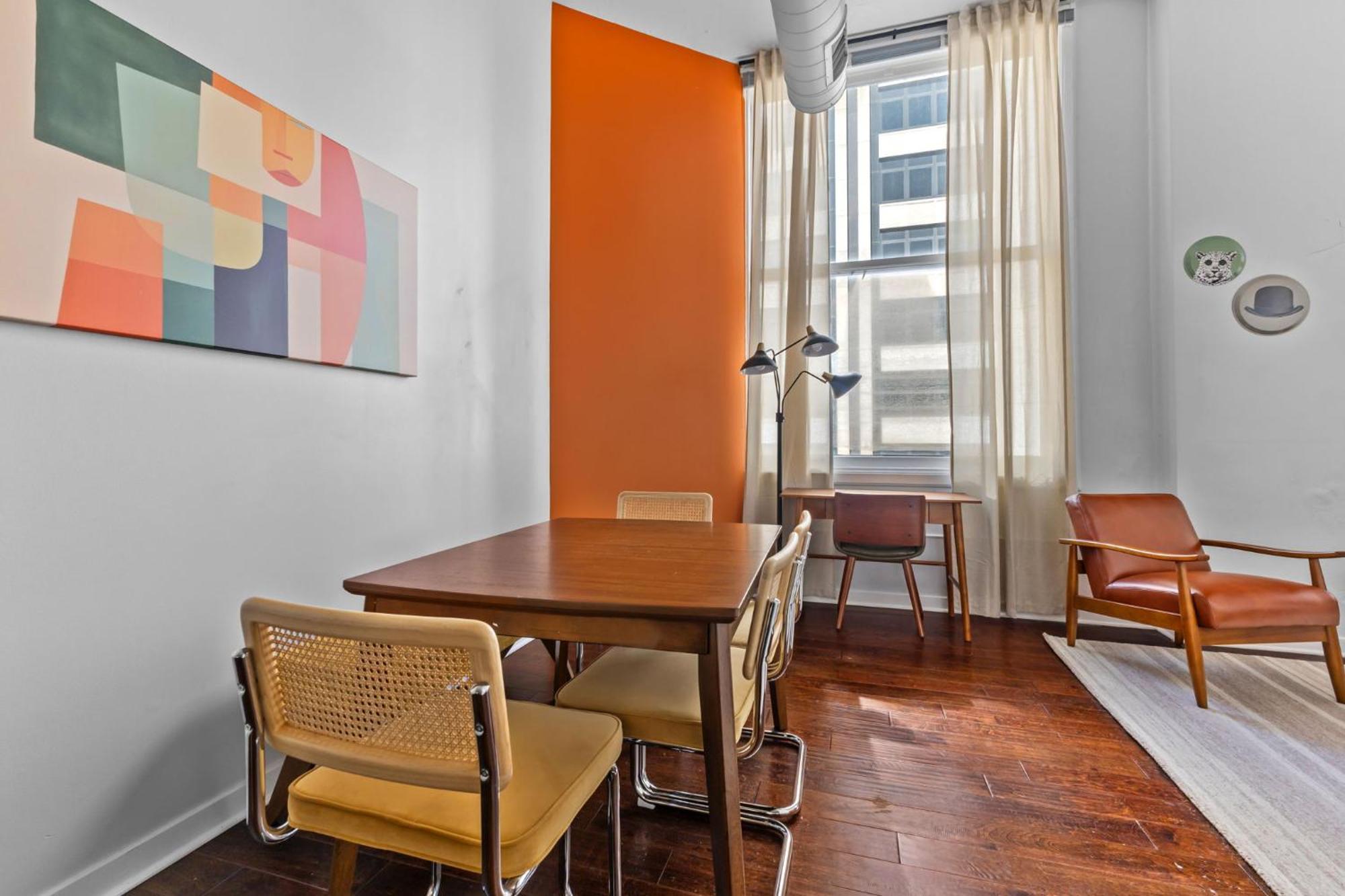 Indy Loft - Monument Circle - Sleeps 7 - Convention Walkable Apartment Индианаполис Екстериор снимка