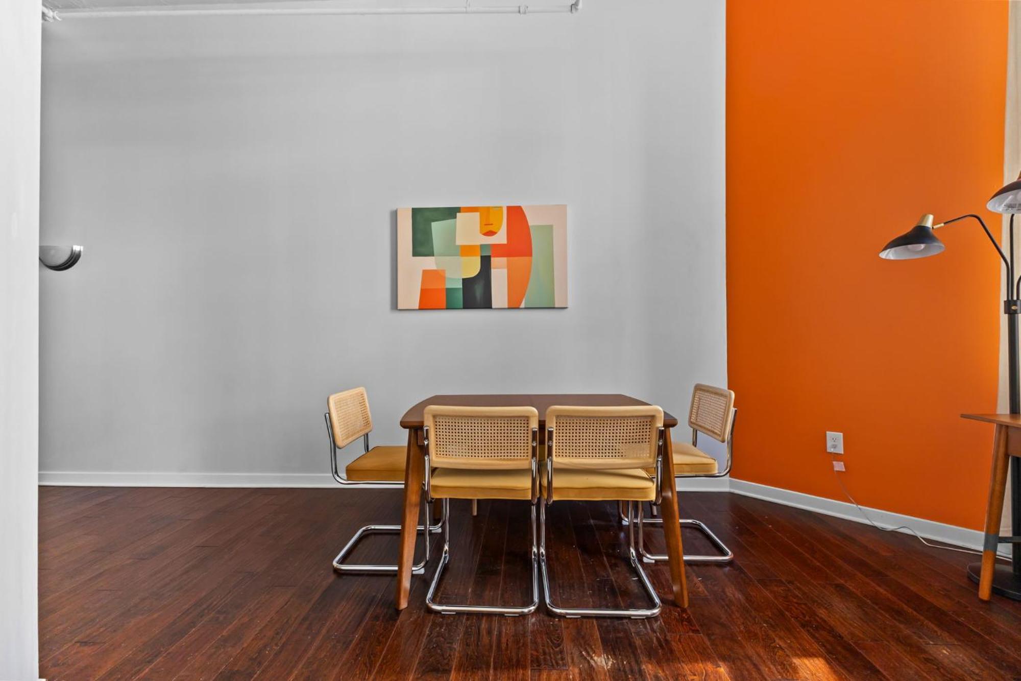 Indy Loft - Monument Circle - Sleeps 7 - Convention Walkable Apartment Индианаполис Екстериор снимка